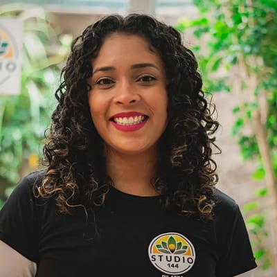 Rosto da professora Gleyce Soares